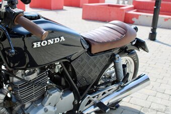 Honda XBR 500 Cafe Racer / A2 - 15