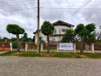 PRIESTRANNÝ RODINNÝ DOM S NÁDHERNÝM PANORAMATICKÝM VÝHĽADOM - 15