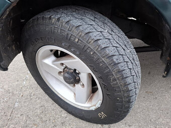 SUZUKI JIMNY 4x4 1,3 benzín r.v. 2004 - 15