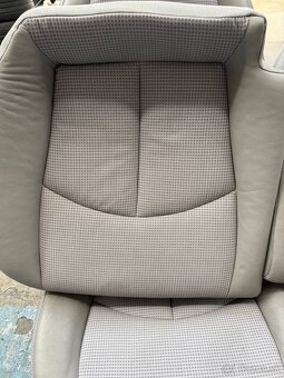 Sedadla Mercedes-Benz W211 sedan facelift - 15