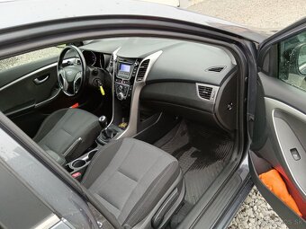 Hyundai i30 CW 1.6i CRDi  Family - 15