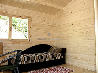 Zrub  s pozemkom v Slovinkách,  lesy, v zime sneh - 15