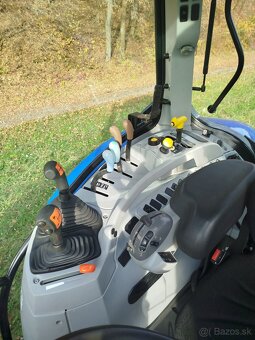 New Holland T6030 - 15