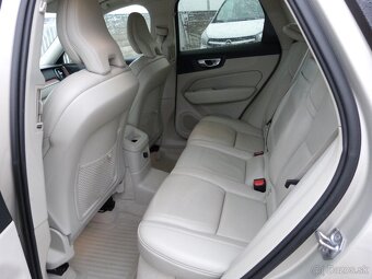 Volvo XC60 T8 Twin Engine Inscription eAWD A/T - 15