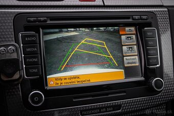 Volkswagen Passat Variant 3.2 V6 4Motion DSG - 15