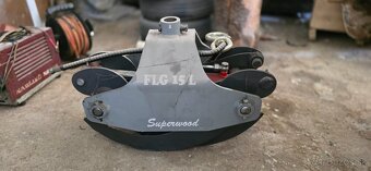 Traktorový náves BIG 9.7 + hydraulická ruka - 15