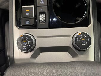 Volkswagen Touareg R-Line 4Motion Matrix, Night Vision, Vzd. - 15