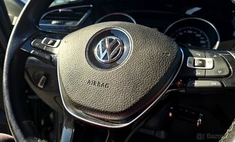Volkswagen Touran 2.0 TDi Highline DSG - 15