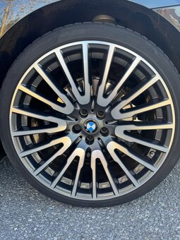 BMW Rad 7 (G11/G12) 740d xDrive 340HP, DPH | TOP STAV | - 15