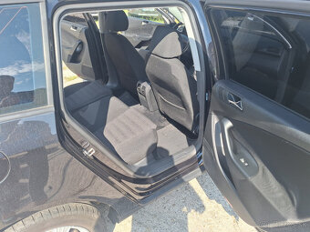 Volkswagen Passat Variant 2.0 TDI Highline - 15