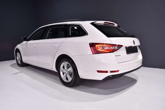 Predám Škoda Superb 3 combi obsah 2 liter desel ročník 2019 - 15