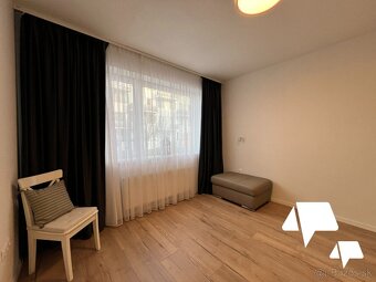 3-izb moderný, kompletne zariadený byt s terasou a parkovací - 15