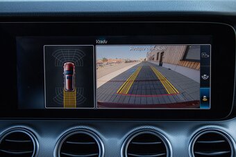 Mercedes E220d 4matic - 15