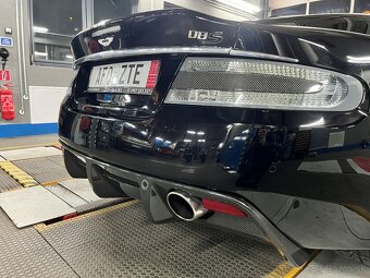 Aston Martin DBS Manual - 1 of 984 pcs - 15