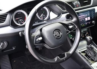 Škoda Superb 2.0TDi ACC NAVI CARPLAY 110 kw - 15