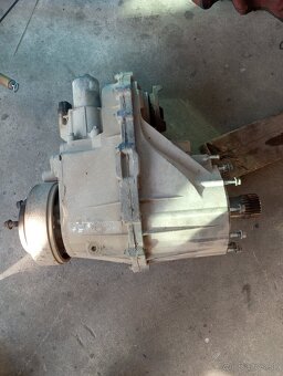 Rozpredám Jeep Grand Cherokee WH, WK 3.0 crd - 15