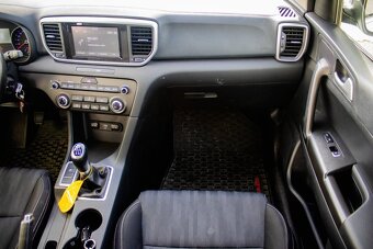 KIA SPORTAGE 1.6 CRDi M6 – 104 000 km – TOP STAV - 15