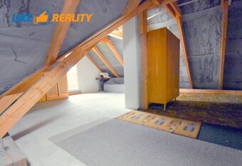 Zariadený 4-izbový Rodinný Dom s dvojgarážou vo Vrútkach - 15