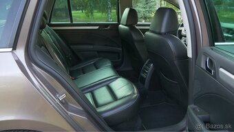 Škoda Superb kombi 3.6 fsi VR6 4x4 - 15