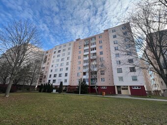 SIMI real - 3 izbový byt s balkónom - 15