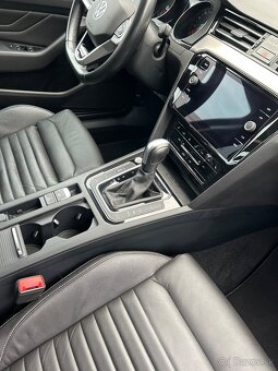 Wolkswagen passat variant 2.0 tdi 4x4 200hp - 15