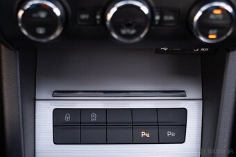 2013 Škoda Octavia Combi 1.4 TSI | Canton výhrevy bixenóny - 15
