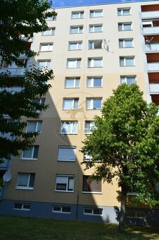 NA PREDAJ: 1izbový byt 30m2, kompletná rekonštrukcia - Trnav - 15