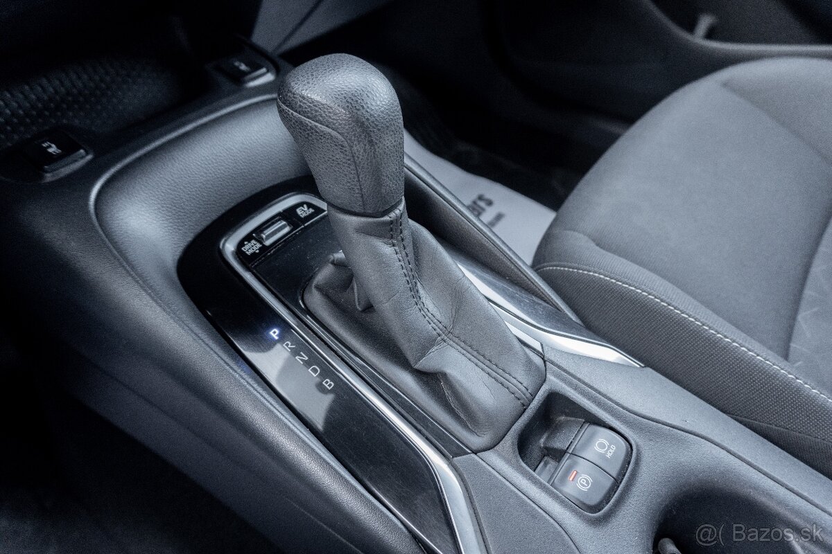 Toyota Corolla Combi 1.8 Hybrid - 16