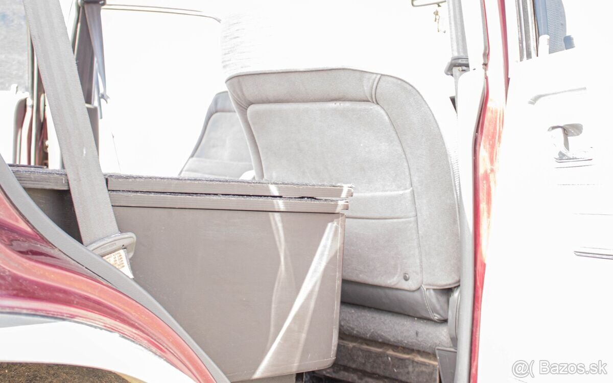 Mitsubishi Pajero Camper - 16