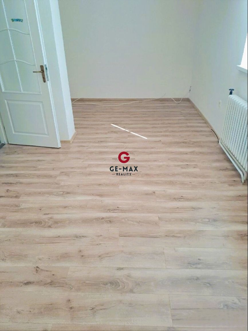 NA PREDAJ: priestranný rodinný dom s dvojgarážou v Kráľovsko - 16