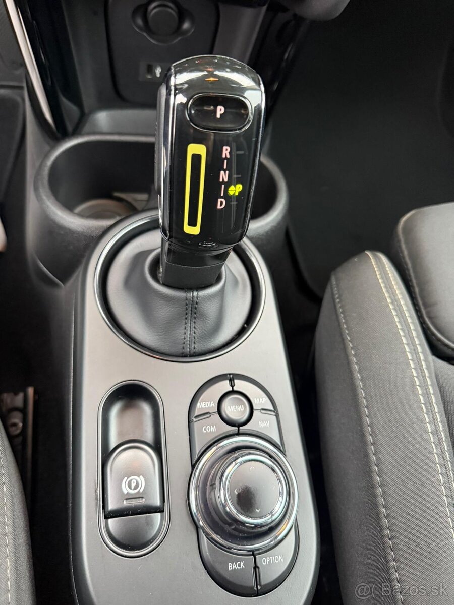 Mini Cooper SE BEV - 16