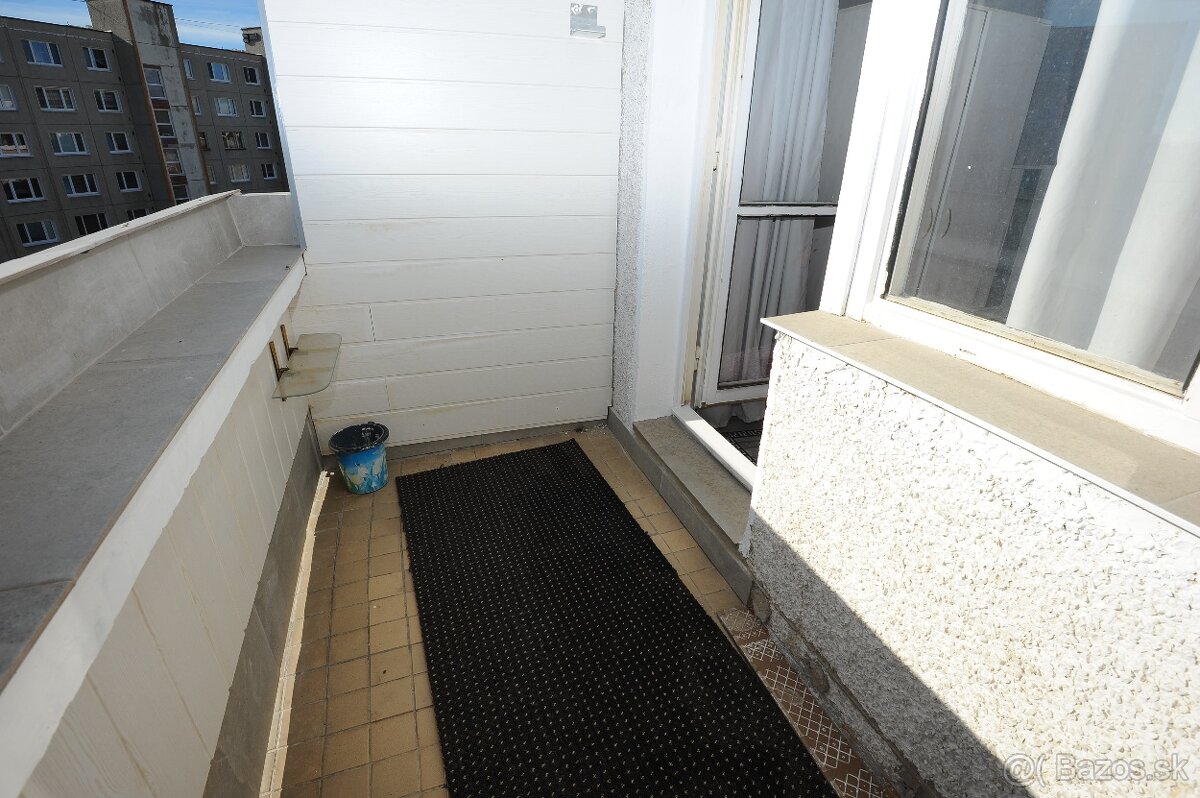 Nová cena - Pekný 3 izbový byt s balkónom na PREDAJ - 16