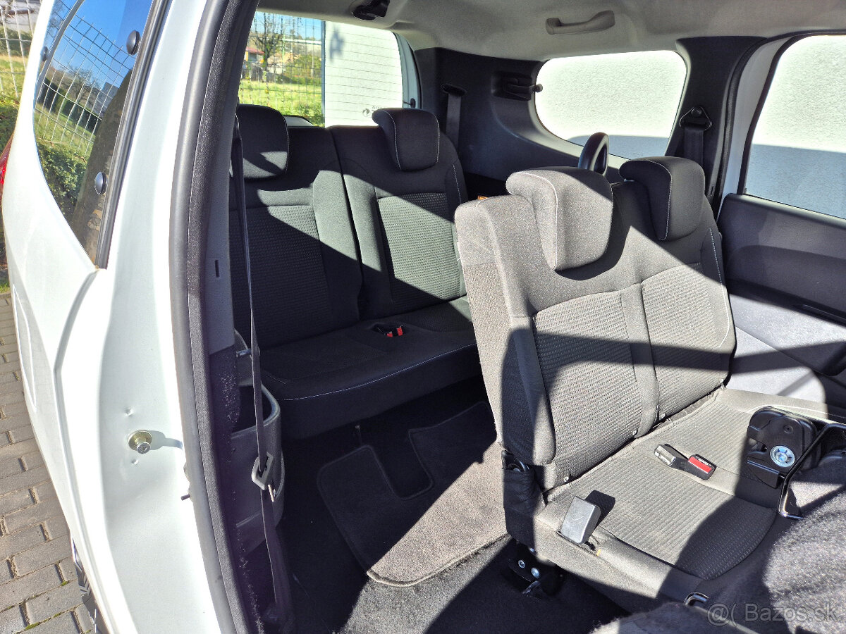 Dacia Lodgy 1,5 DCi 7 Míst Tempomat TZ Bez DPH 155.372Kč - 16