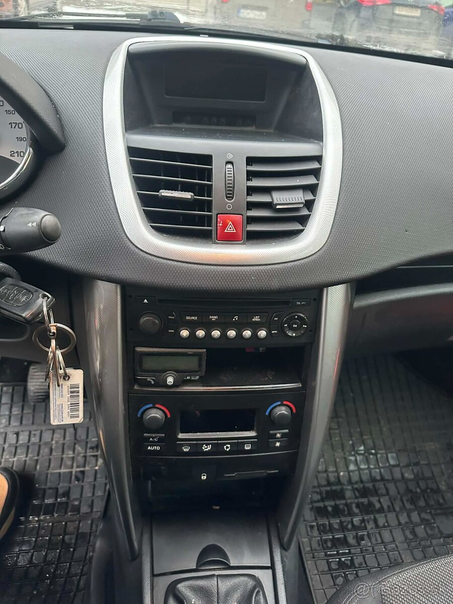 Predám Peugeot 207sw 1,6HDi 66kw - 16