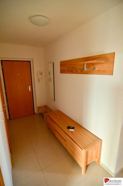 REB.SK Prenájom veľkého bytu v obľúbenej lokalite Bratislava - 16