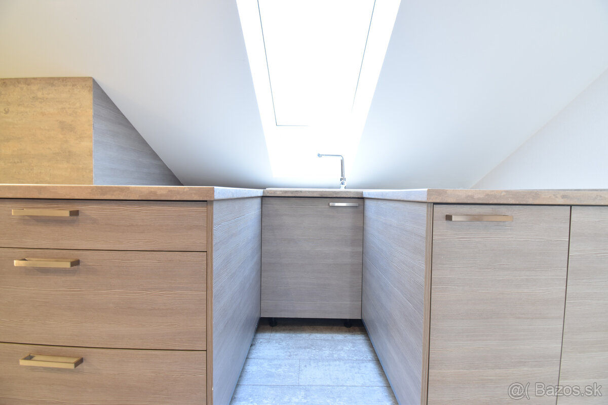 Veľkometrážny 2 izbový byt, CENTRUM, Žilina - 16