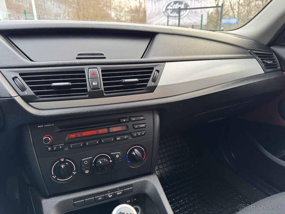 BMW X1 18d (2.0) xDrive 4x4, r. 2010 - 16