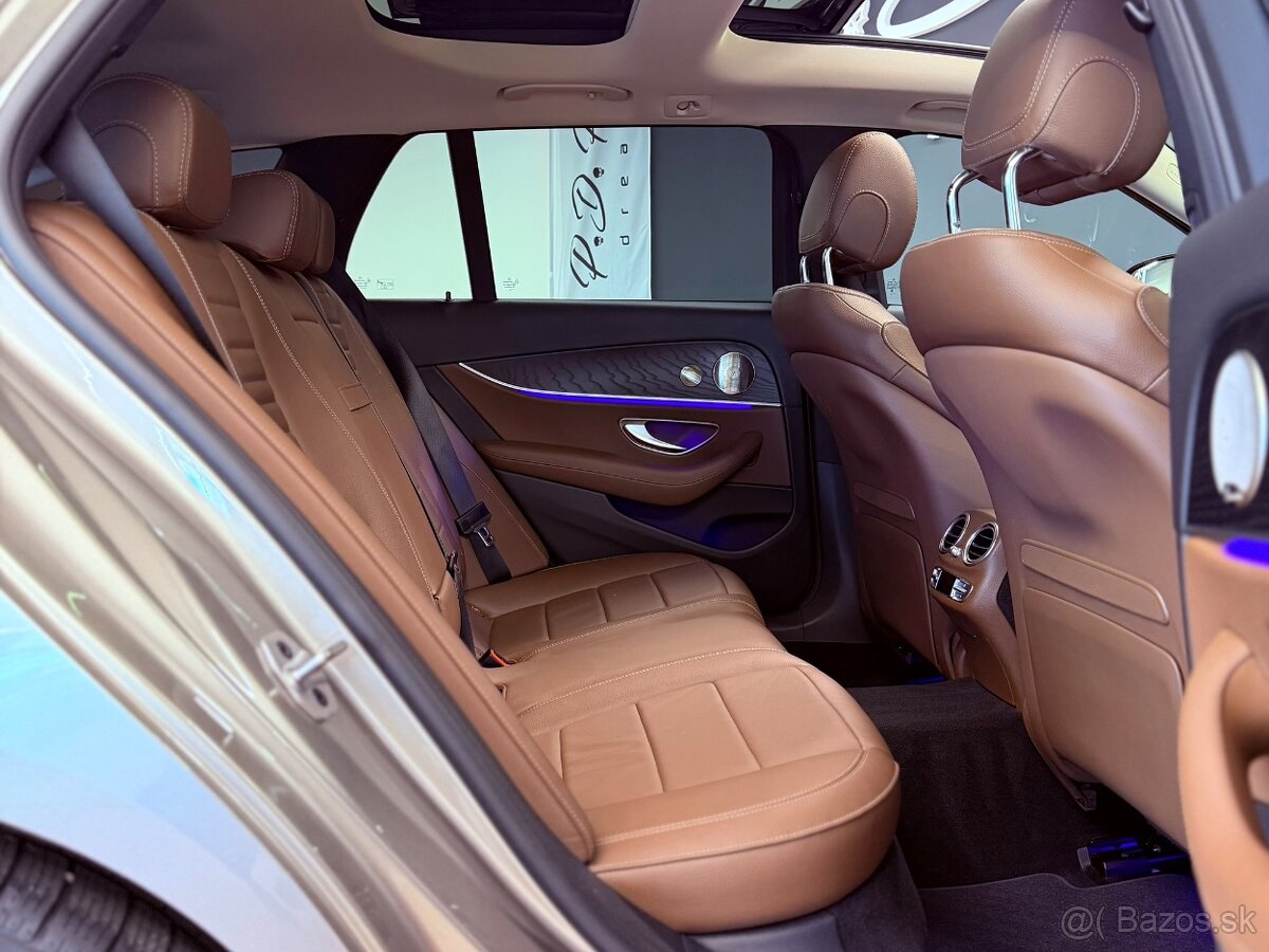 Mercedes-Benz E 400 d T 4Matic AMG Line - 16