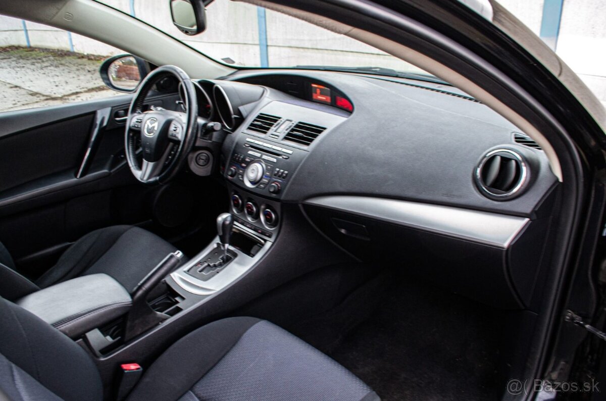 Mazda 3 Hatchback 2.0 110kW - 16