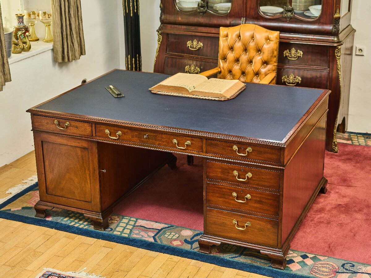 Veľký anglický písací stôl. Obojstranný - 16