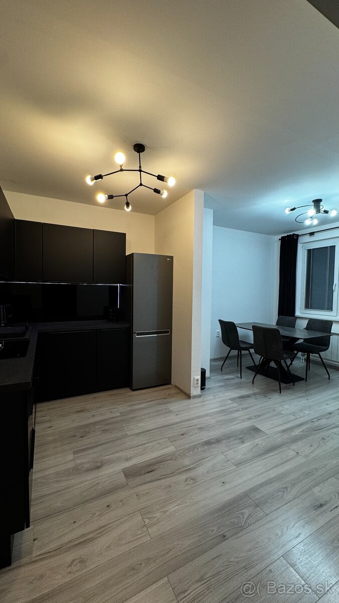 Byt v Žiline 3 izbový - 16