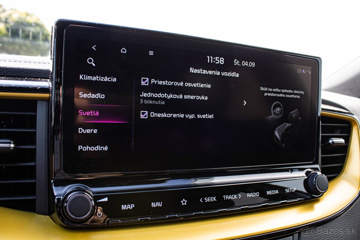 Kia XCeed 1.5 T-GDi Platinum A/T - 16