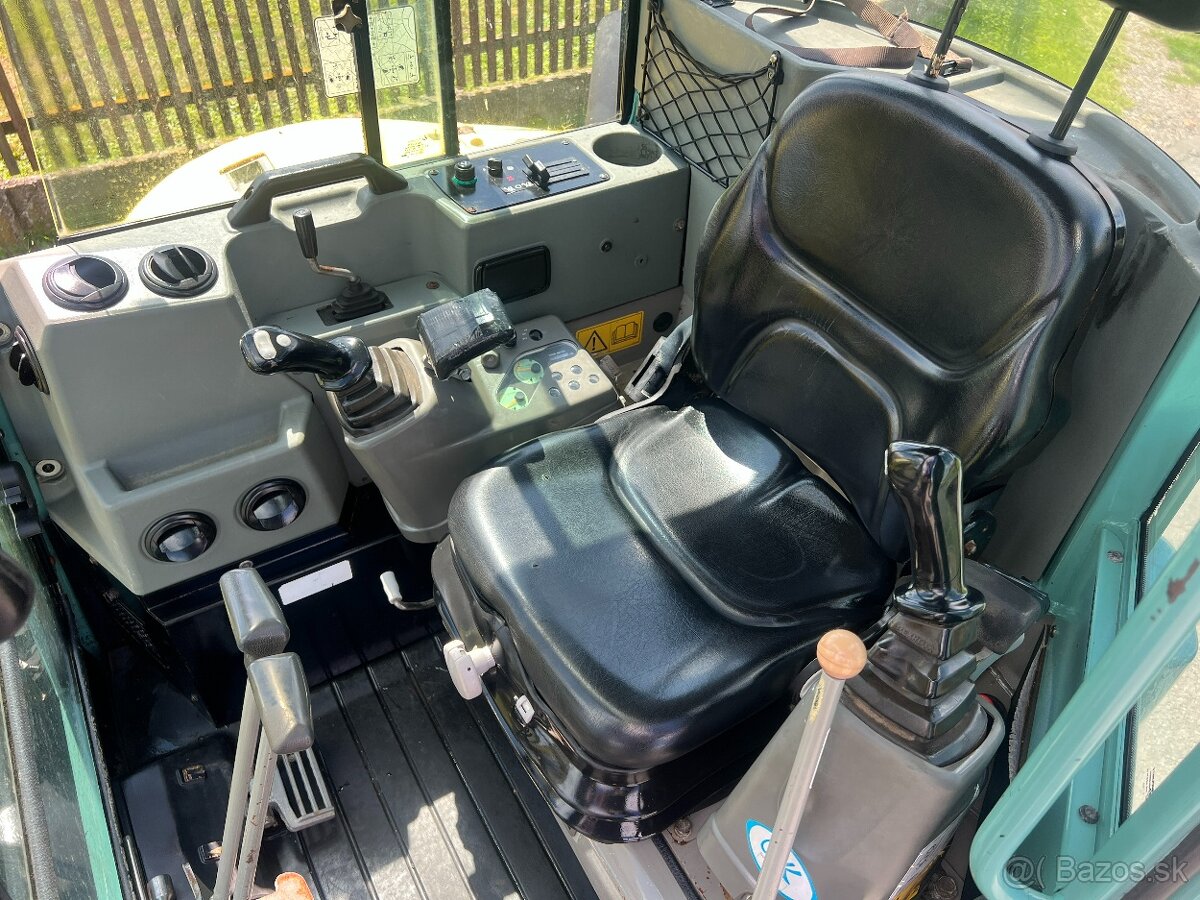 Mini bagr Yanmar VIO 50 bez přesahu zádě - 16