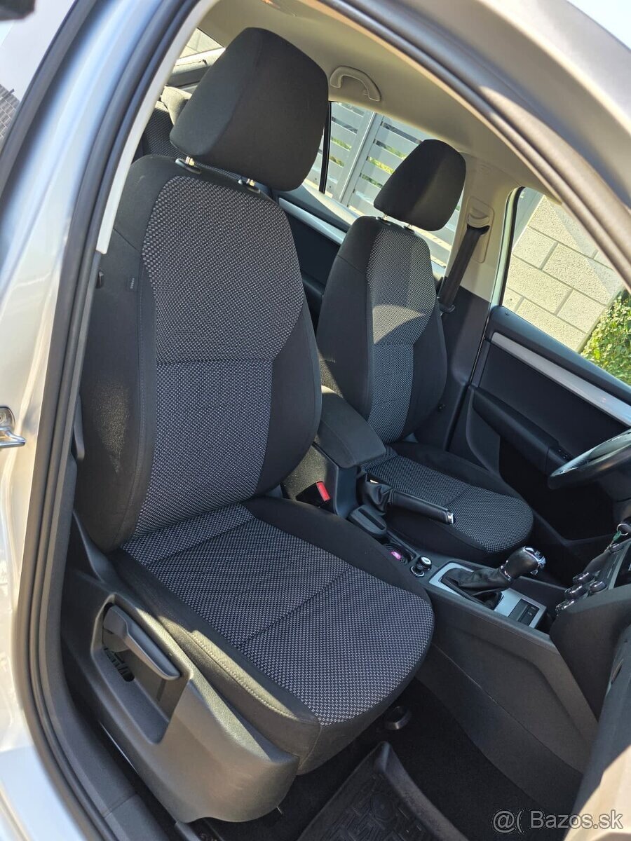 Škoda Octavia III 1.6 TDI DSG - 16