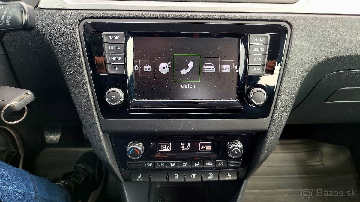 Škoda Rapid Spaceback SB 1.6 TDI 115k Ambition - 16