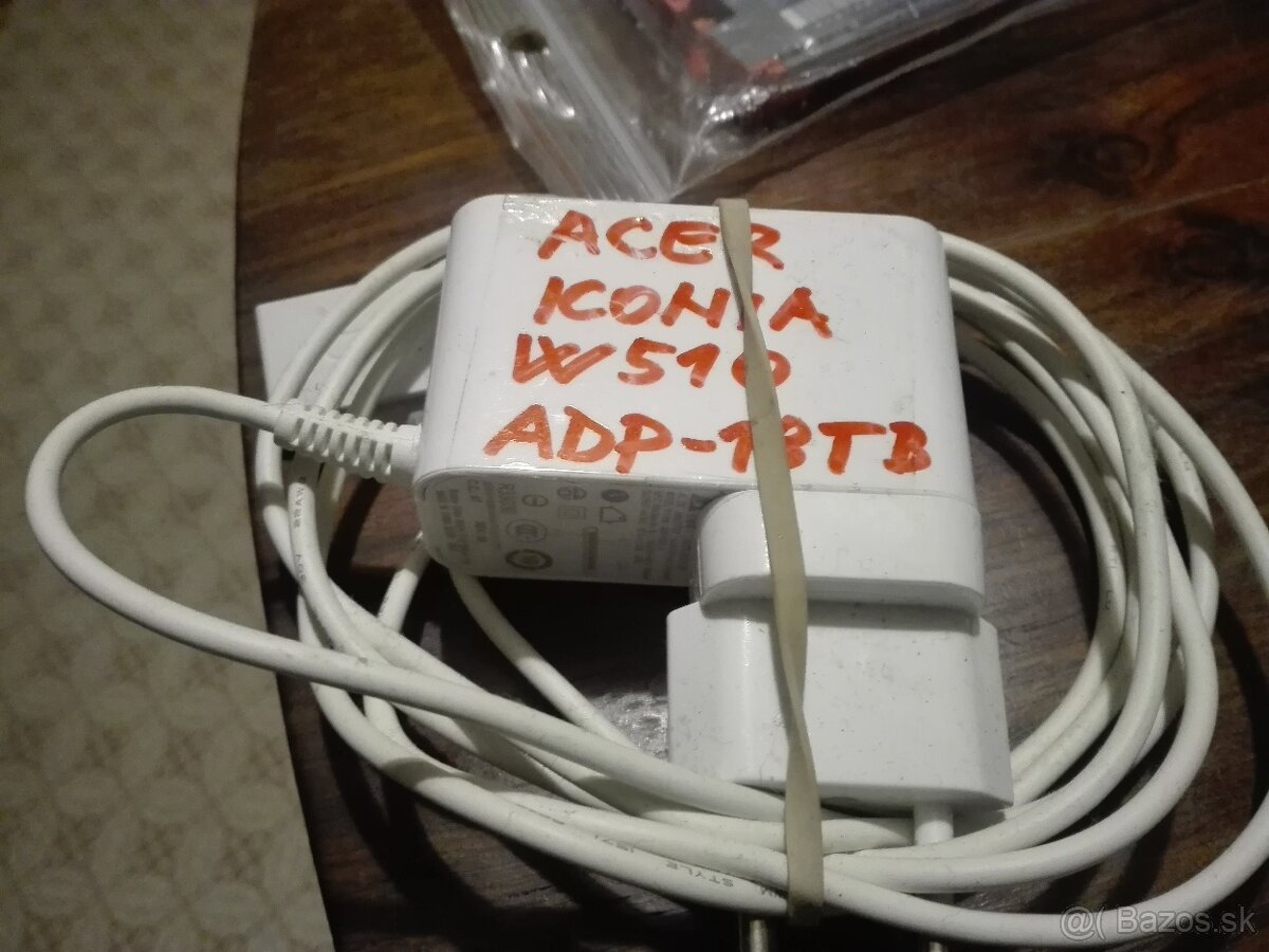 Nabíjačky, Adaptery, Káble VGA,LAN atd. - 16