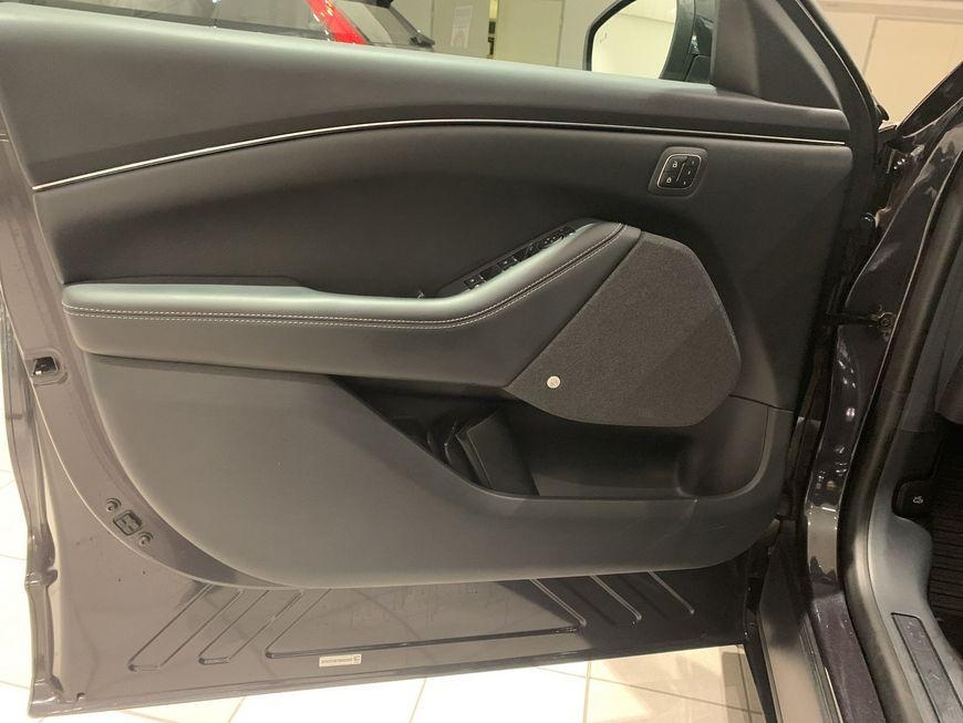 FORD MUSTANG MACH-E 76kWh 2023 odpočet DPH - 16