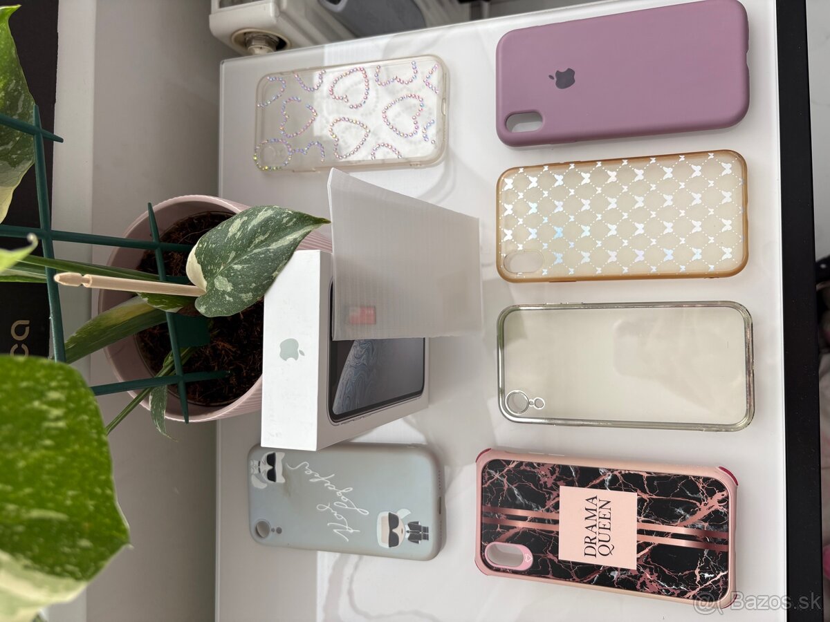 iPhone XR 64GB biely - 16