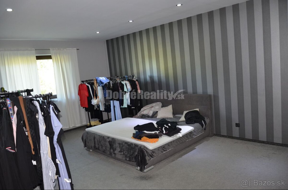 DOBRÉ REALITY - priestranný rodinný dom s veľkým pozemkom v - 16