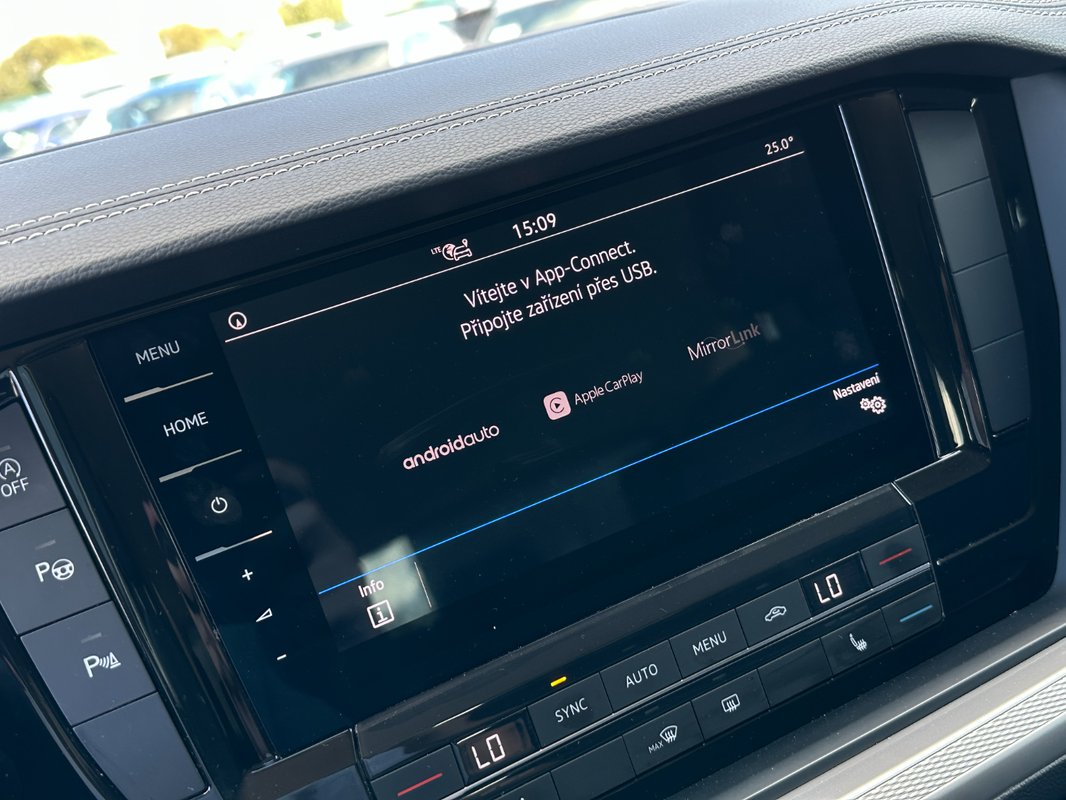 Volkswagen Touareg 3.0 TDi V6 4Motion Tiptronic - 16